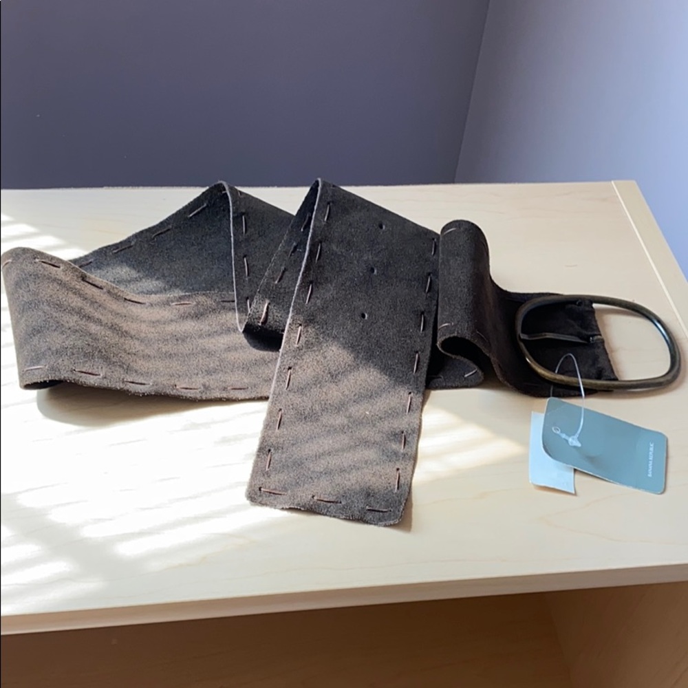 Brand New Brown suede belt women’s large